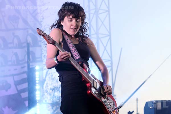 COURTNEY BARNETT - 2019-05-31 - NIMES - Paloma - Flamingo - 